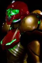 Cosplayer PixelNinja Samus Power Suit (Metroid)