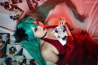 Vivian Vee cosplay sexy Hatsune Miku Rotten Girl Grotesque Romance